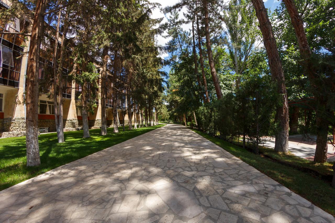 Санаторий Арзни Экстерьер фото